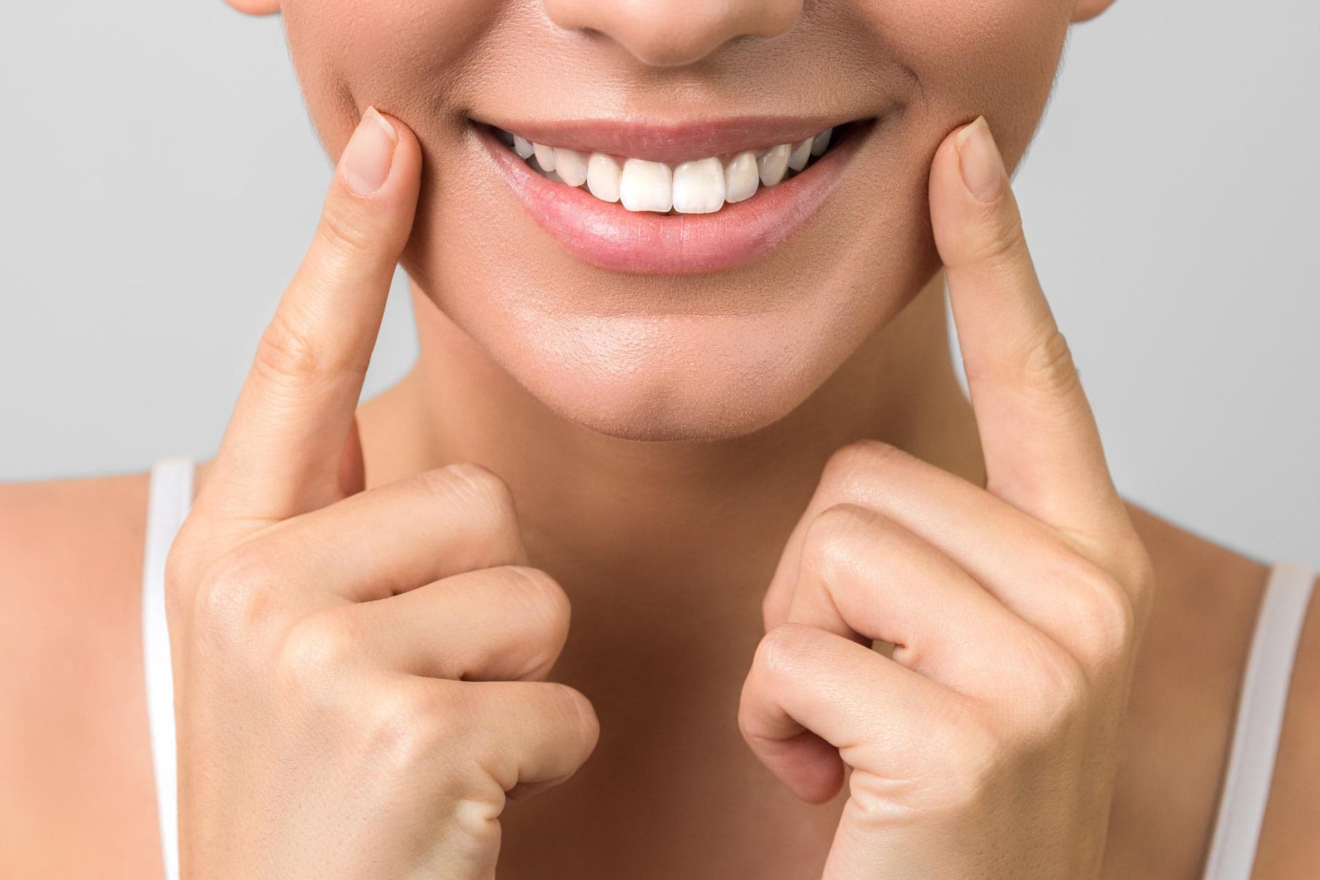 Todo lo que debe saber acerca de las carillas dentales